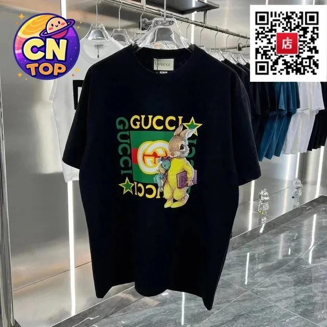 Gucci Graphic T-Shirt Rabbit Print