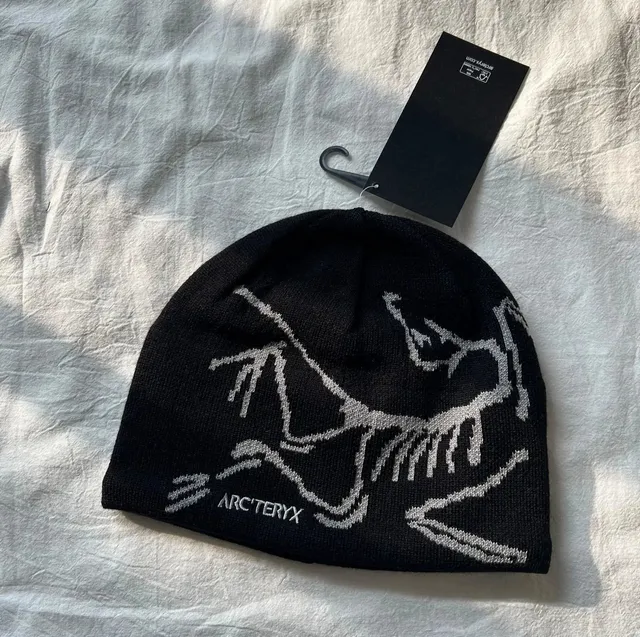 Beanie Arc'teryx Logo