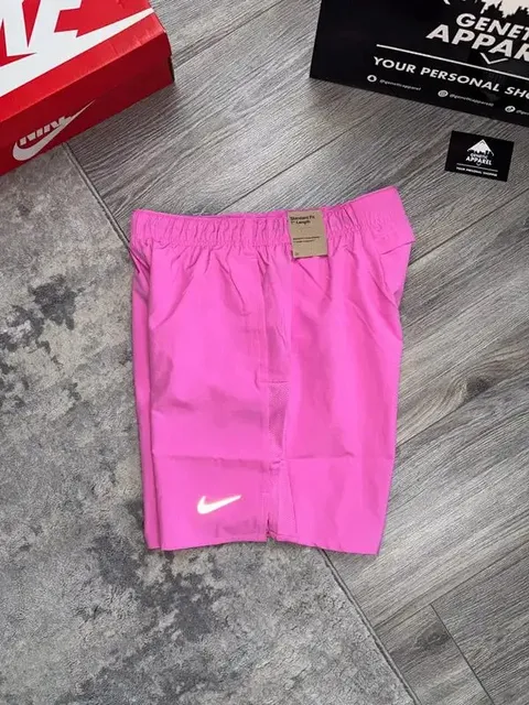 Nike Shorts Vibrant Pink