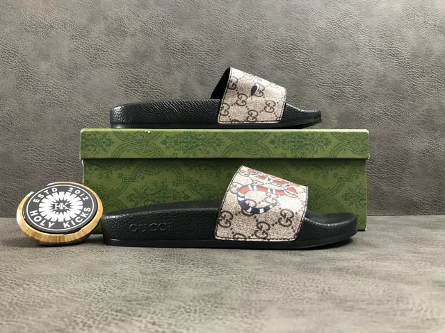 Gucci Slide Sandal GG Supreme with King Cobra