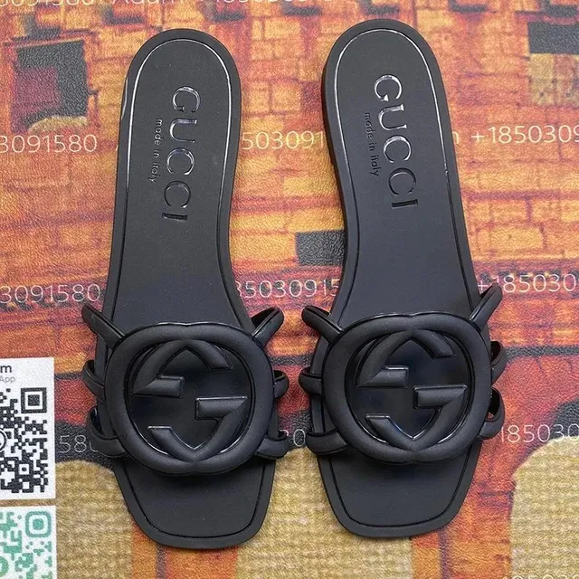 Gucci Horsebit Slide Monochrome