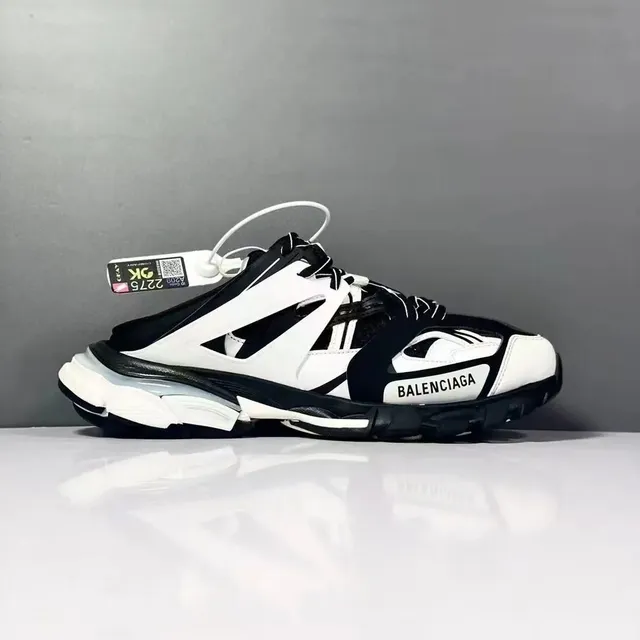 Balenciaga Speed Trainer Black White