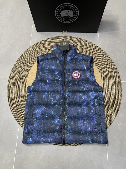 Canada Goose Puffer Vest Marbled Print