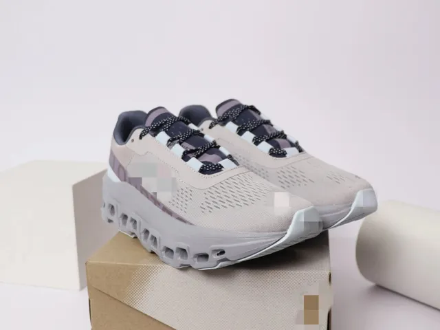 On Cloudmonster Beige Navy