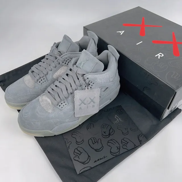 Kaws grey