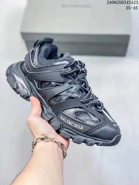 Balenciaga Triple S Black