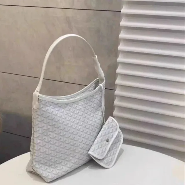 Goyard Saint Louis Tote Monogram Canvas