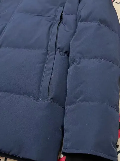 Navy blue and black badge(海军蓝黑标)