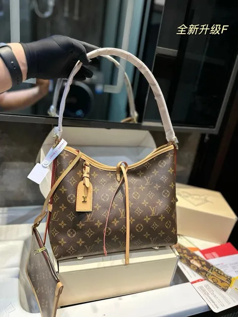 Louis Vuitton Alma BB Monogram Canvas