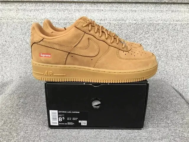 Nike Air Force 1 Low Supreme