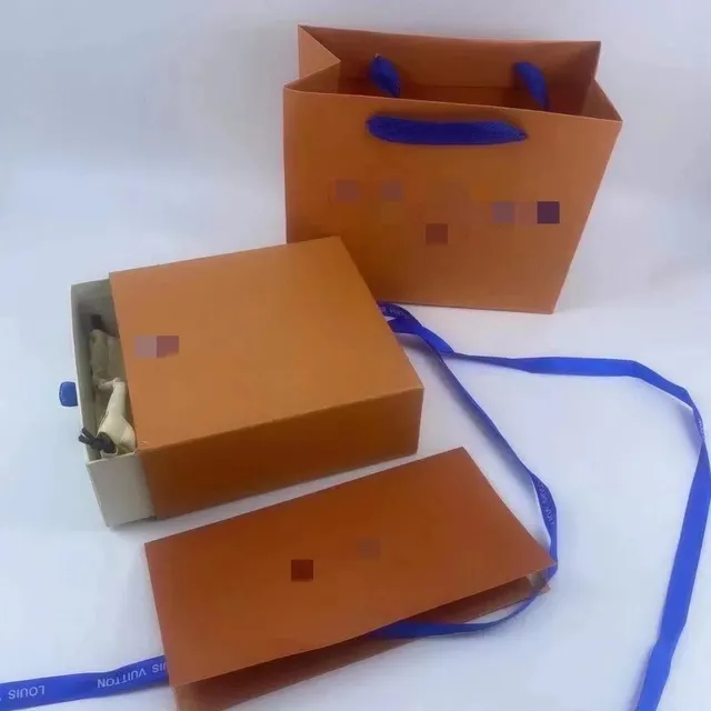 L皮带礼盒