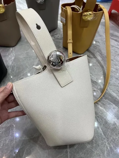 Goyard St. Louis Bucket Bag White