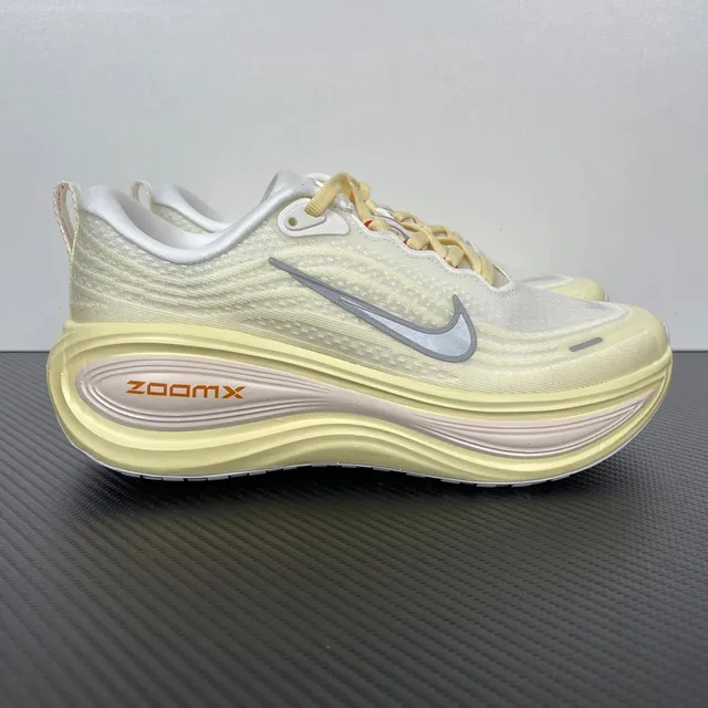Vomero Plus 白黄IM5020-100