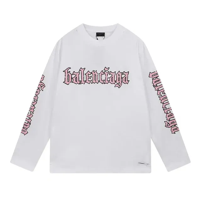Balenciaga Long-Sleeve Tee Gothic Logo