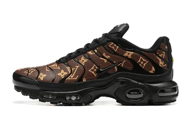 Nike LV Trainer Monogram