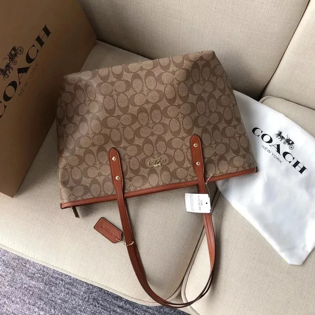 Coach Tote Bag Signature Canvas
