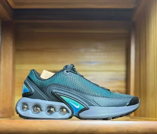 Nike Air Max Plus Teal Gradient