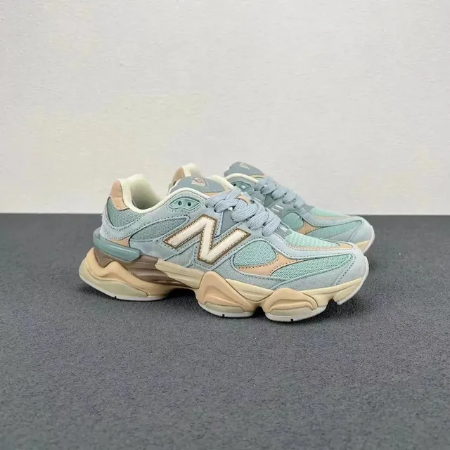 New Balance 2002R Mint Beige