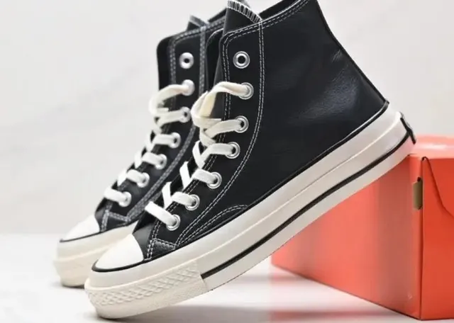 Converse Chuck Taylor All Star High Black and White