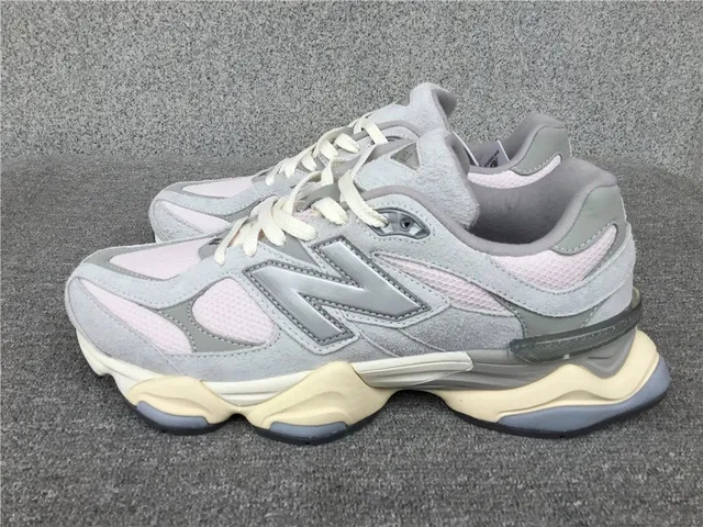 New Balance 9060 Grey Pink
