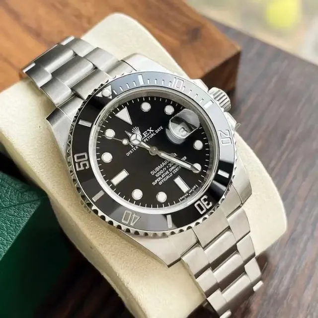 Rolex Submariner Date Black Dial with Cerachrom Bezel