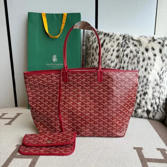 红色