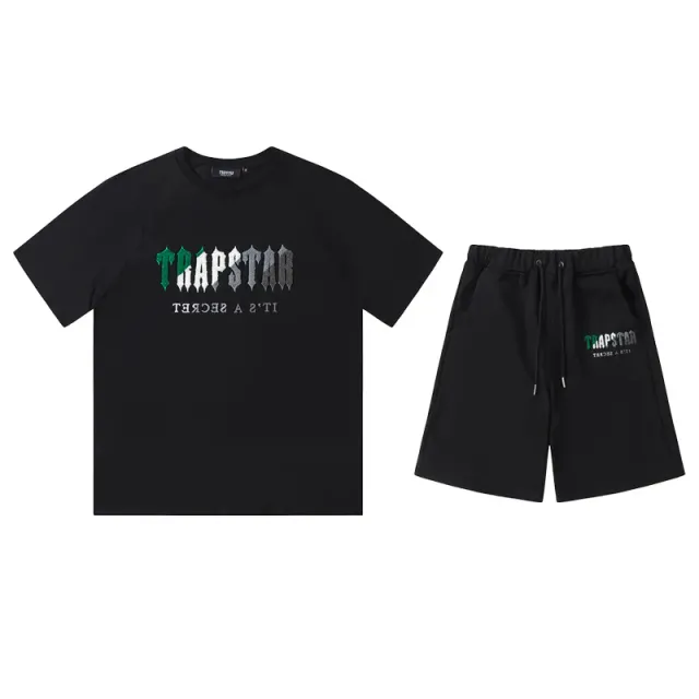 Trapstar T-Shirt & Shorts Set It's A Secret