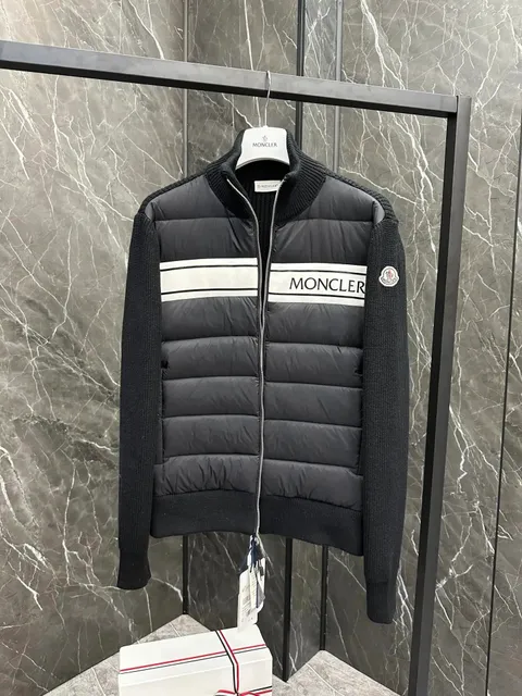 Moncler Knit-Sleeve Puffer Jacket Logo Stripe