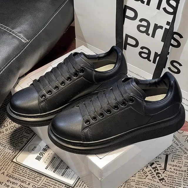 Alexander McQueen Oversized Sneaker Triple Black