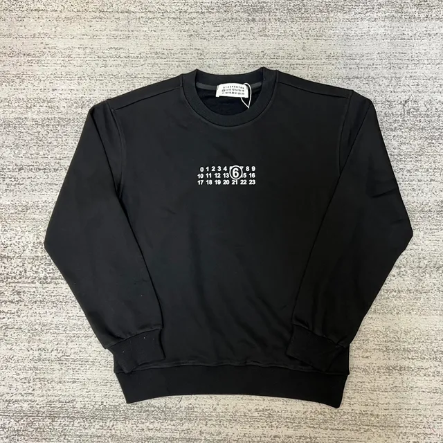 Maison Margiela Crewneck Sweatshirt Number 6 Print