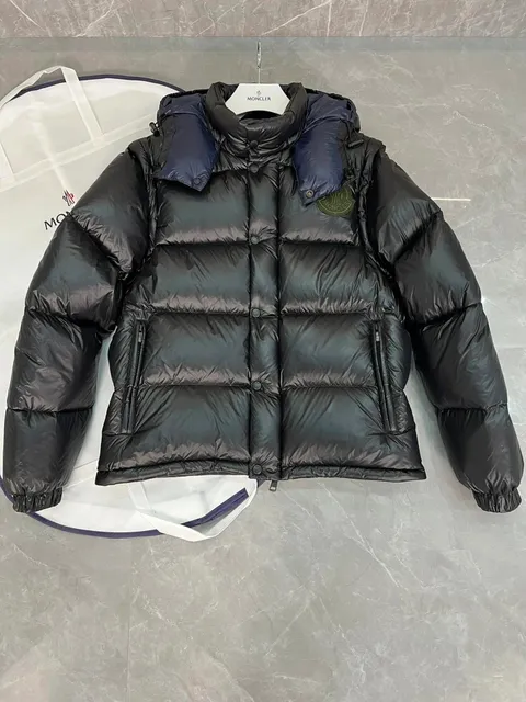 Moncler Maya