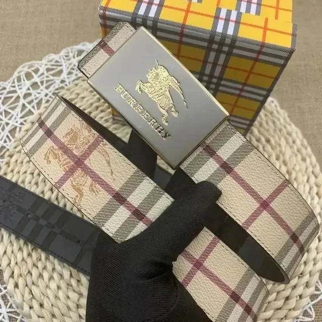 Burberry Classic Check Belt Equestrian Knight Logo