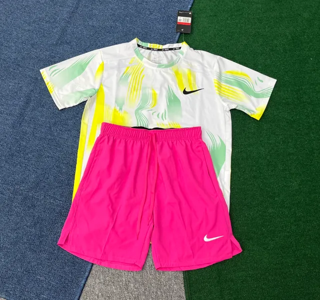 Nike Sportswear Set Wave Print Tee & Shorts