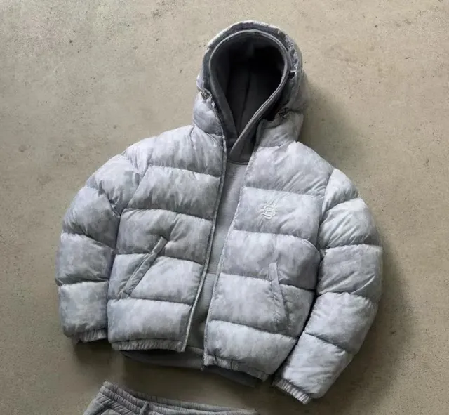 Suvene 灰色棉服