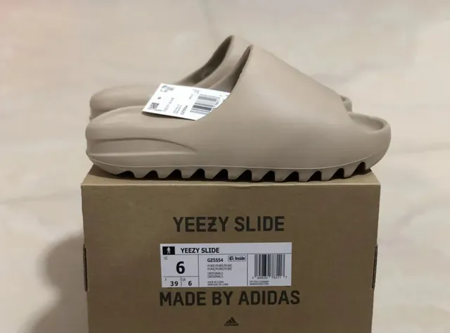 Yeezy Slide