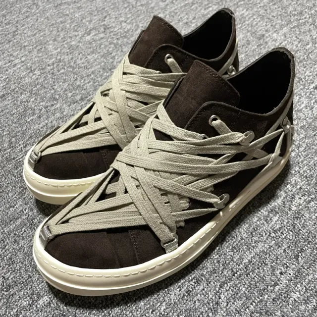 Off-White Runner Strap Detail