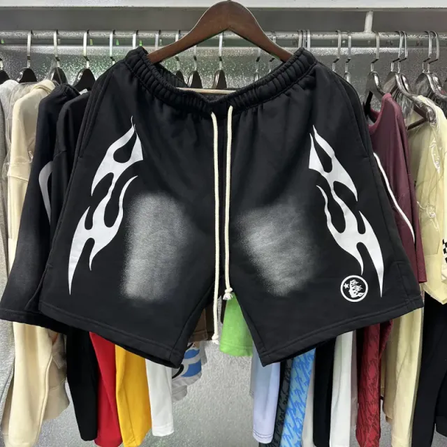 2563 黑白