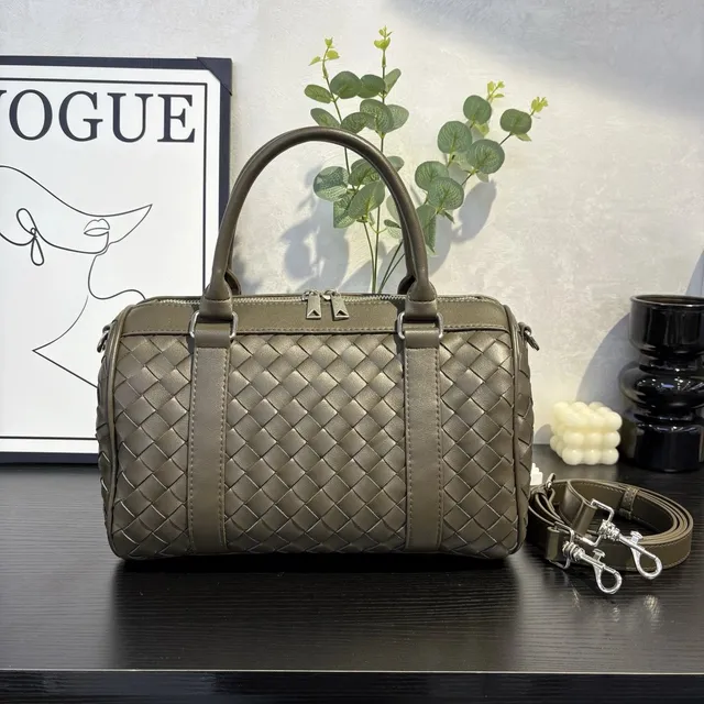 Bottega Veneta Andiamo Olive Green