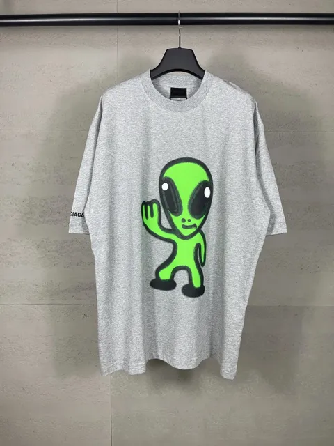 灰色