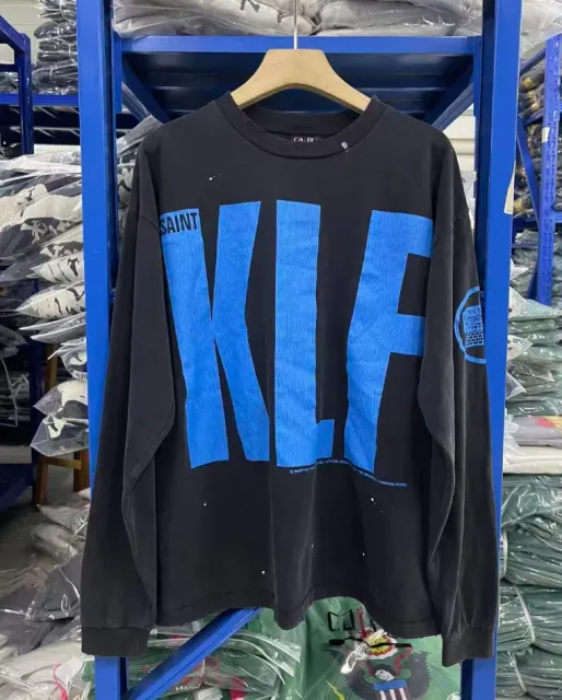 St441 black and blue