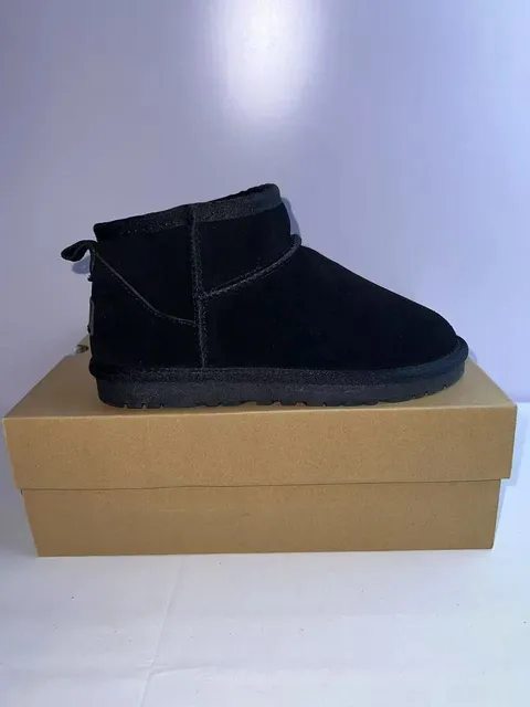 UGG Classic Mini Solid Black