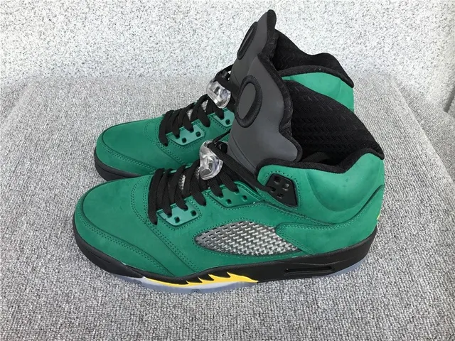 Air Jordan 5 Lucky Green
