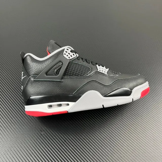 AJ4皮面黑红FV5029-006