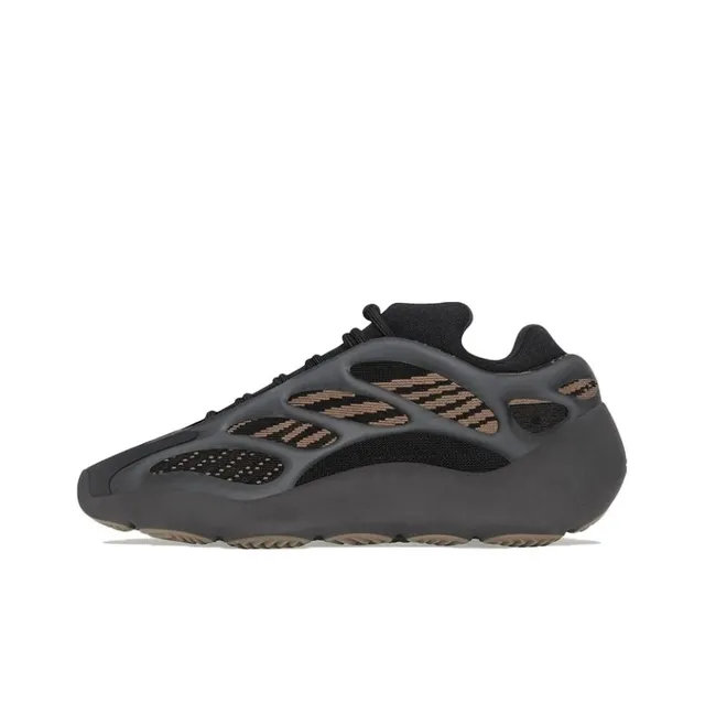 Yeezy 700 Wave Runner