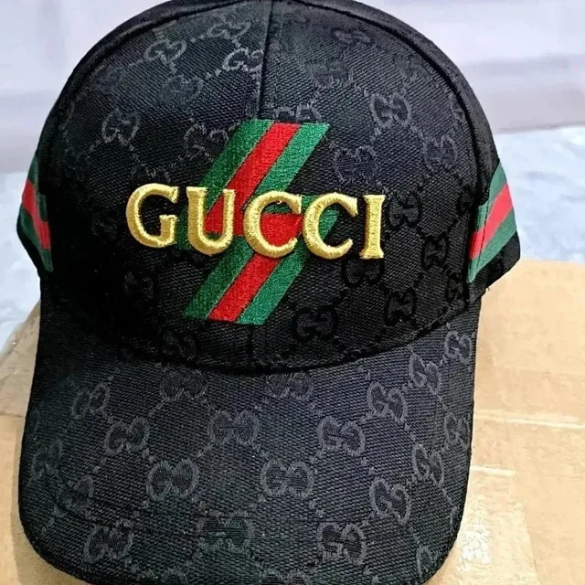 Gucci Baseball Cap GG Supreme