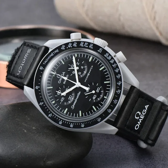 5Swatch × OMEGA.
