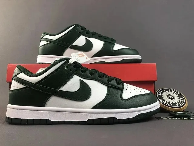 Nike Dunk Low Pine Green