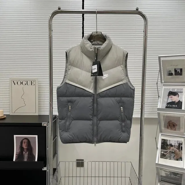 Nike Puffer Vest Two-Tone