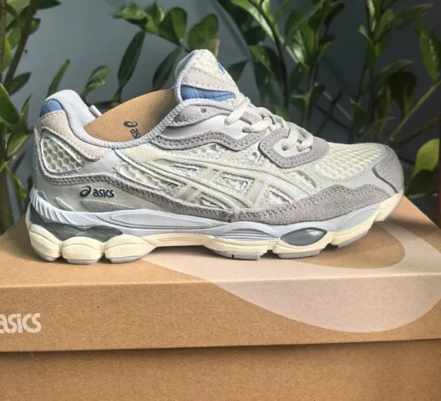 米白灰