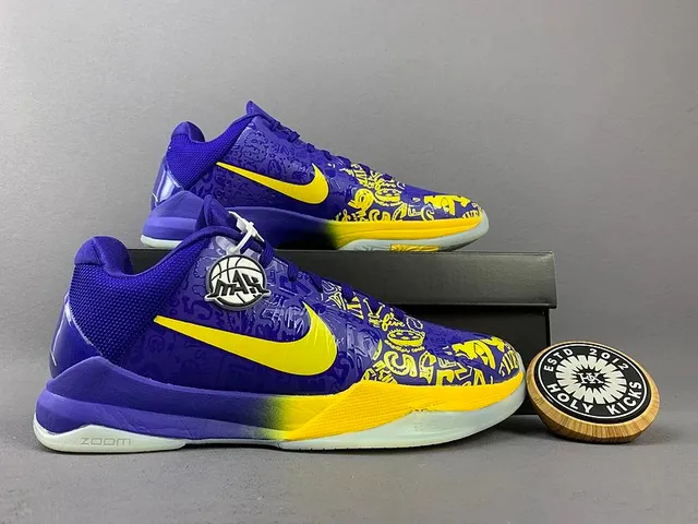 Nike Kobe 4 Protro Lakers Graffiti